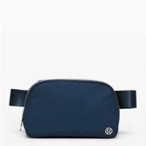 NWOT Lululemon everywhere belt bag